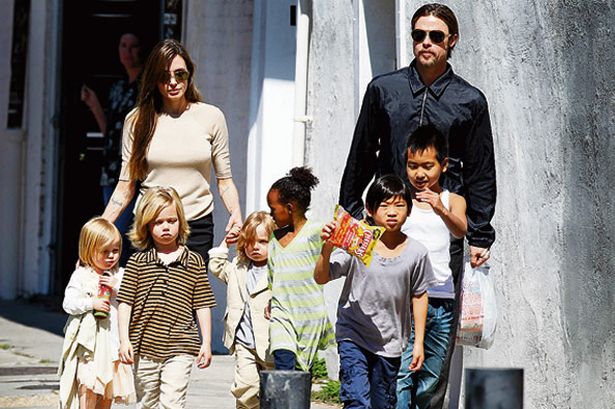 angelina-jolie-and-brad-pitt-family