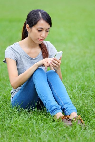 Anxiety and depression mainly affected young adults who used their smartphone as a means of escaping a sometimes unpleasant reality.