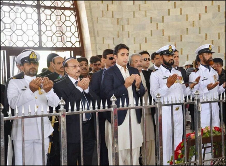 Bilawal Visits Quaid's Tomb on Pakistan Day