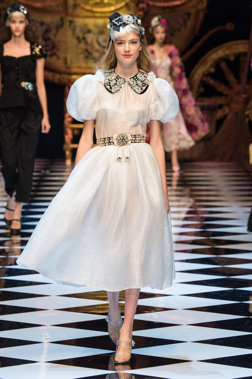 D&G fairy tale fashion show