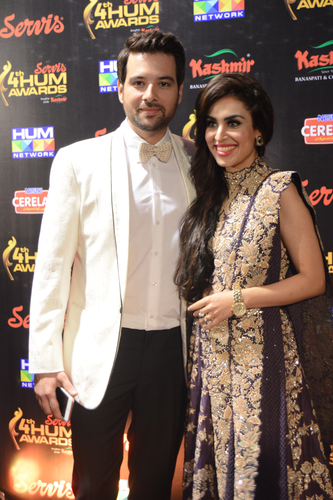 Mikaal Zulfiqar with Wife on HUM Awards Red Carpet