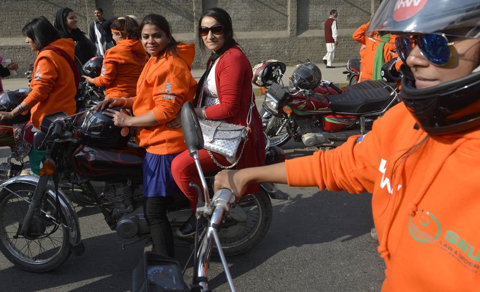 Women Motorcycle rally 