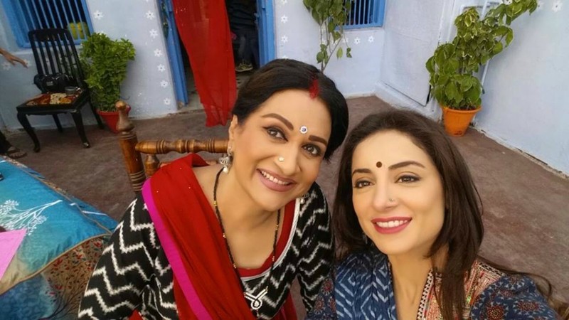 Sarwat Gillani and Bushra Ansari in new drama Seeta Bangari