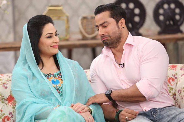 the-reunited-couple-humaira-arshad-and-ahmed-butt-on-screen