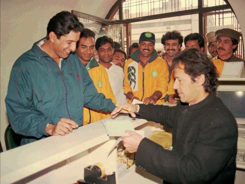 WASIM-AKRAM-AND-IMRAN-KHAN