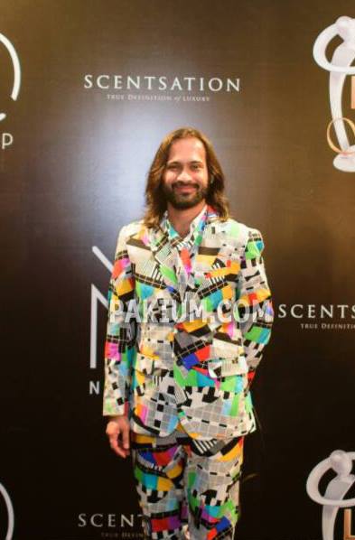 Waqar Zaka LSA 2015