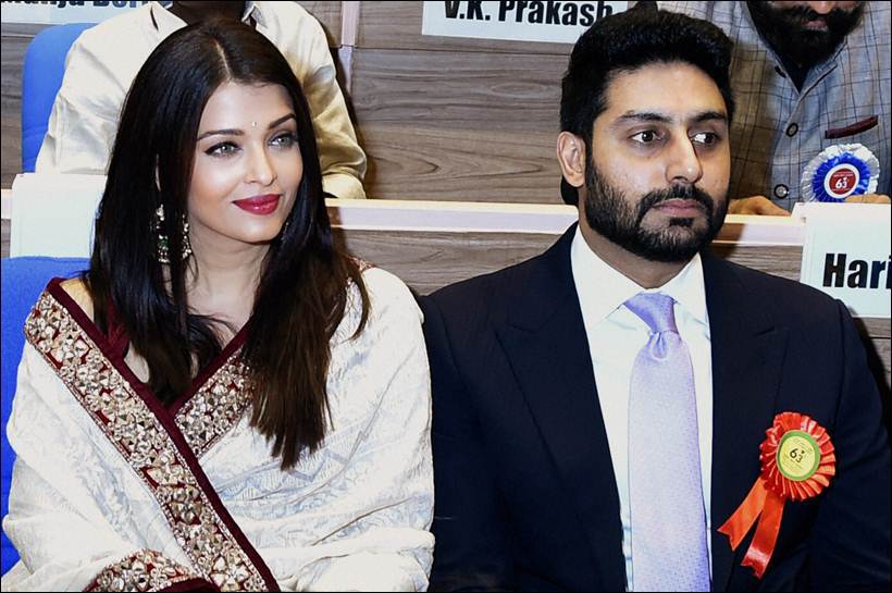 New Delhi: Bollywood actor-couple Abhishek Bachchan and Aishwarya Rai Bachchan at the 63rd National Film Awards 2015 function in New Delhi on Tuesday. PTI Photo by Shahbaz Khan (PTI5_3_2016_000256A)