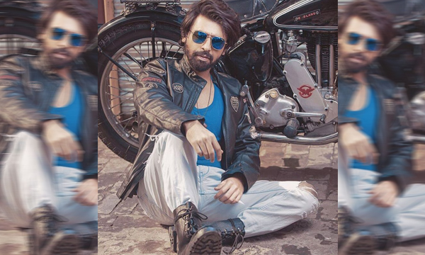 farhan saeed