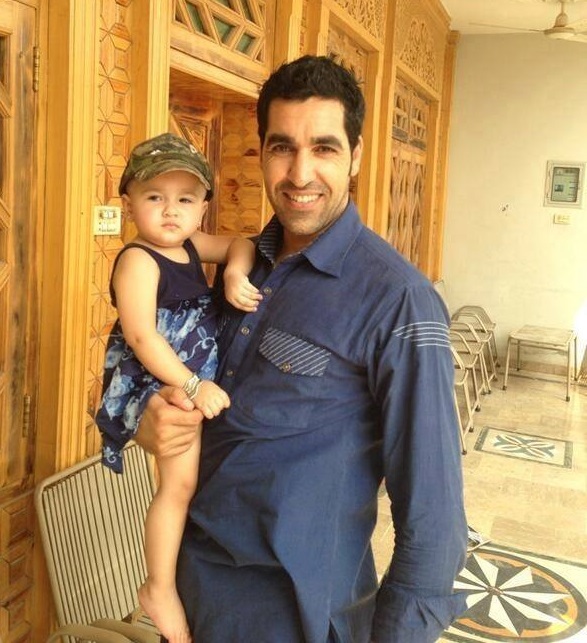 gul with daughter