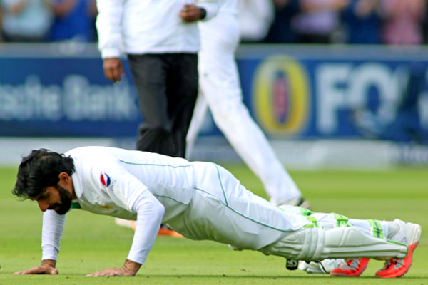 misbah-pushups-600