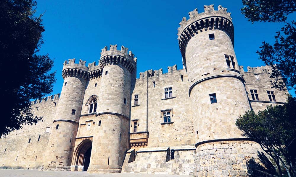 palace-of-the-grand-master-of-the-knights-of-rhodes-greece