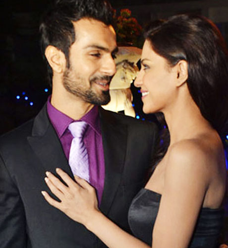 veena-malik-and-Ashmit-Patel