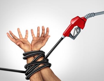 عوام کیلئے بری خبر! پیٹرول اور ڈیزل مزید مہنگا ہونے جا رہا ہے