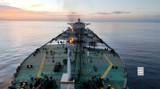 Saudi Arabia grants asylum to Greek ship escaped Houthi attack