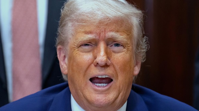 Trump once again mentions stopping the India-Pakistan war