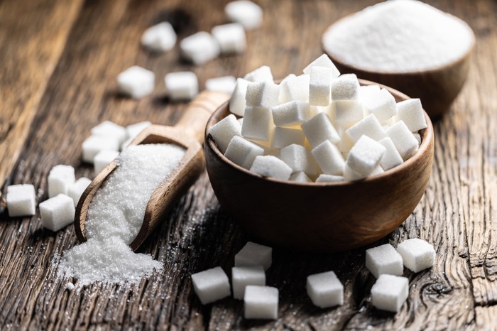 Dispute between dealers and sugar mill owners continues,