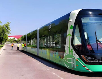 After electric buses, electric trams will now also run in Lahore