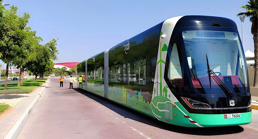After electric buses, electric trams will now also run in Lahore
