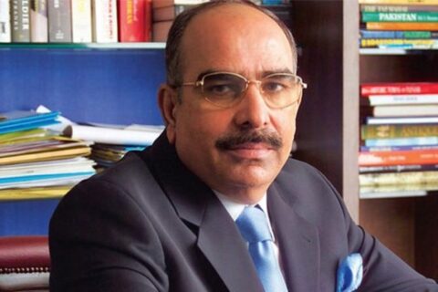 Malik Riaz hints at closure of Bahria Town