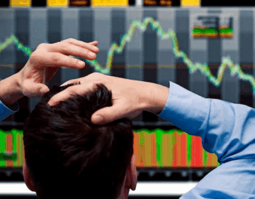 Trump's tariff threats; Indian stock markets crash