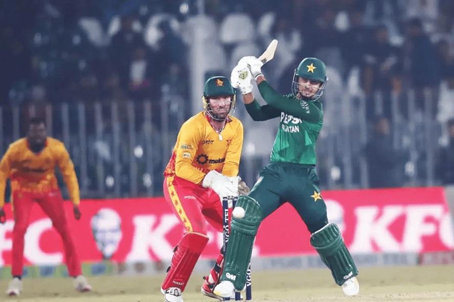 Pakistan defeated Zimbabwe by 5 wickets