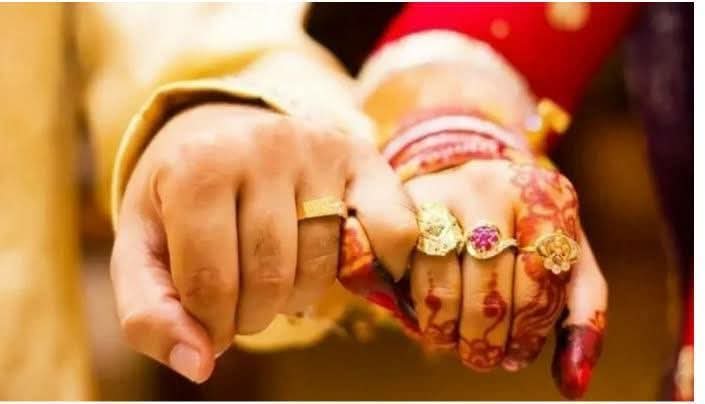 میں دل سے معافی مانگتی ہوں کہ آپ پچھلے پانچ چھ برس سے مسلسل میری توجہ