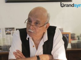 An Interview With Izzat Majeed: The Mastermind Behind Sachal Studios
