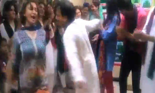 PIA air hostess dancing