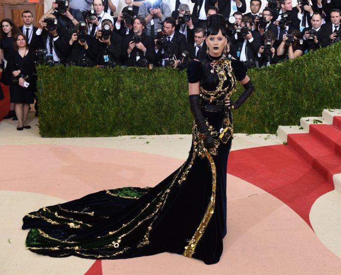 US-ARTS-FASHION-ENTERTAINMENT-GALA