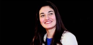 muniba mazari