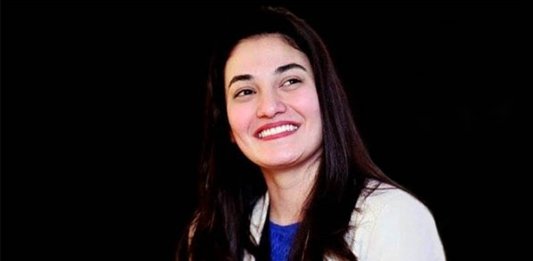 muniba mazari