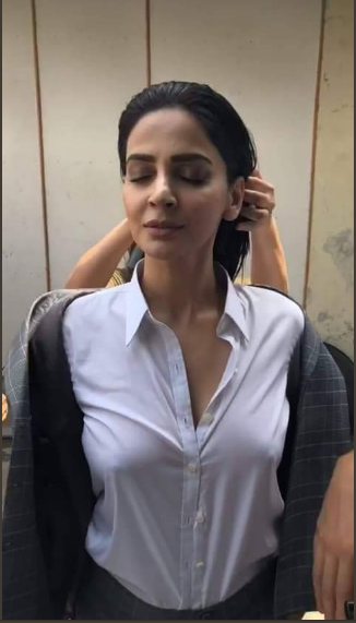 Here's Why We All Need To Watch Saba Qamar's Latest Vlog About Mental  Health - Diva Magazine
