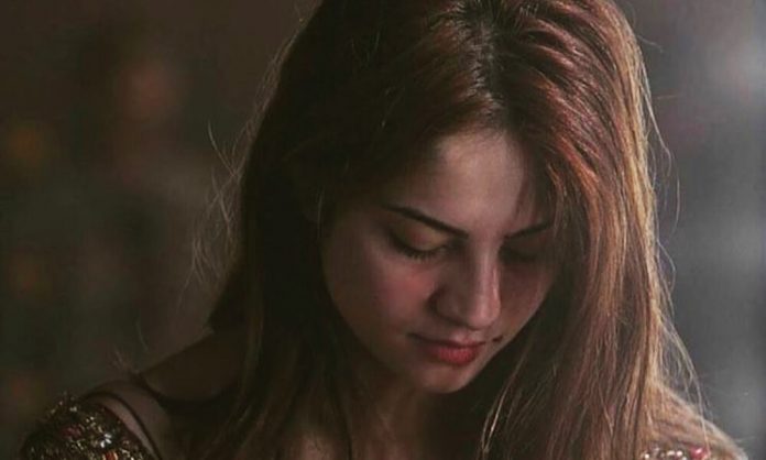 NEELAM MUNIR