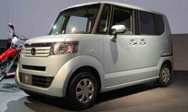 Japanese Cars Under 12 Lakhs in Pakistan