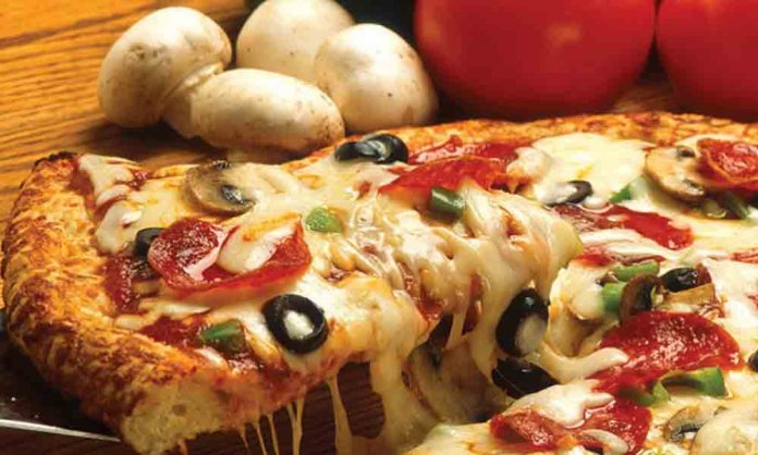 pizza places in karachi