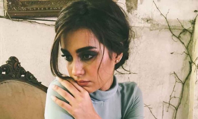 iqra aziz