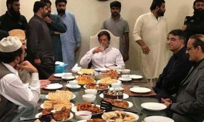 Top Taxpayers are Invited to Dinner with PM Imran Khan!