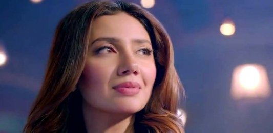 mahira khan mental health day