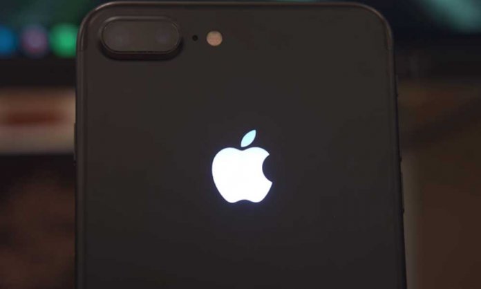 Apple iPhone Illuminated logo