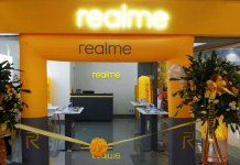 realme