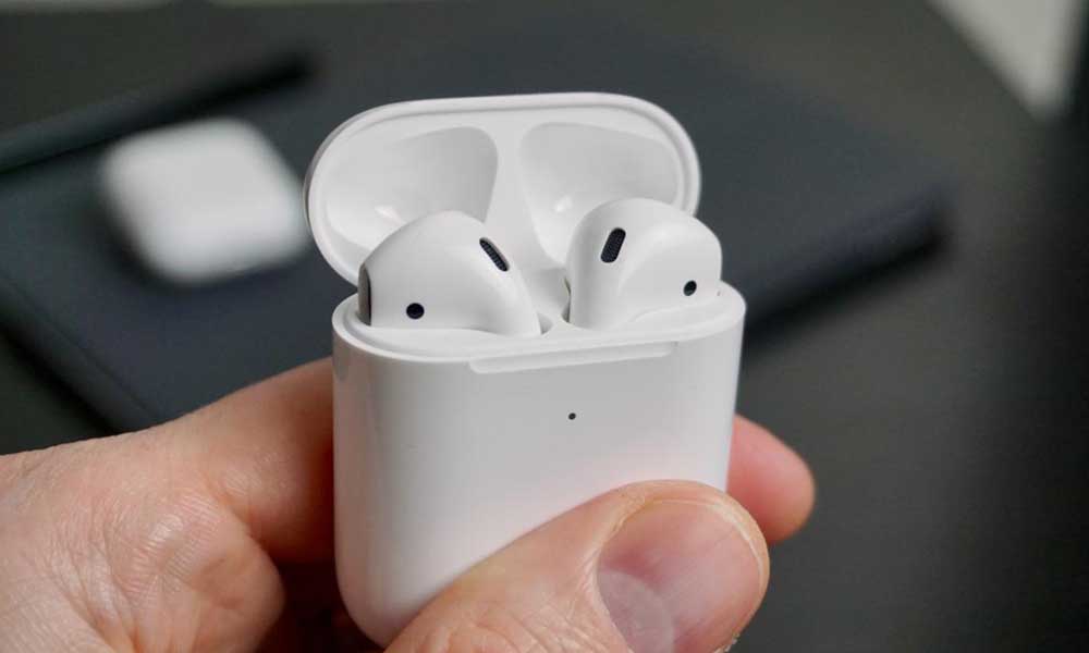 Free AirPods for Students With MacBook Air or iPad Air