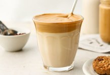 Dalgona Coffee