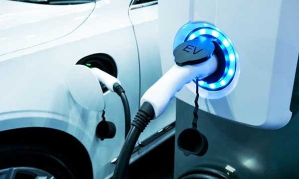 KIA Wants To Bring 800V Fast Charging To Affordable EVs!