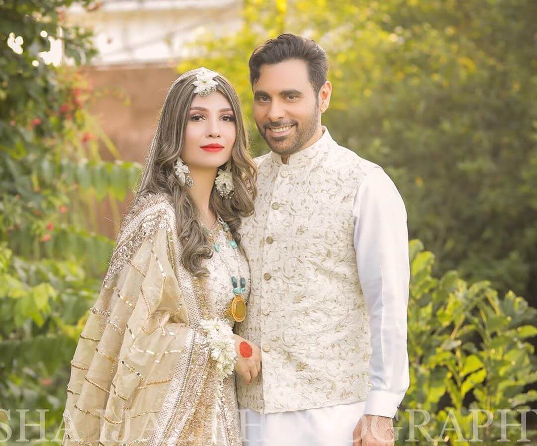 Singer Haroon Rashid & Farwa Hussain Finally Tie The Knot