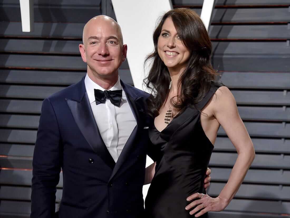 jeff bezos's wife mackenzie net worth divorce