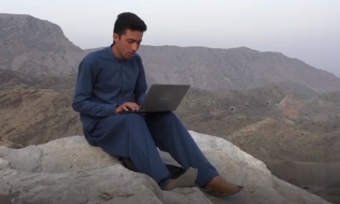 Meet Saifullah From Peshawar Who Climbs Mountains To Take Online Classes