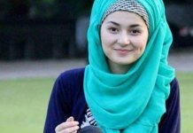 Hania Amir's hijab picture from college days