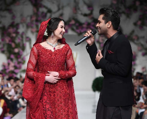 asim azhar hania amir