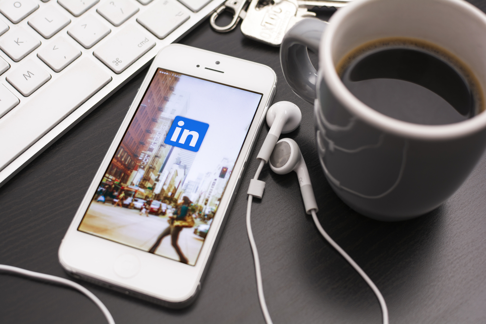 6 Ways To Boost Your Profile Views On LinkedIn And Get Noticed