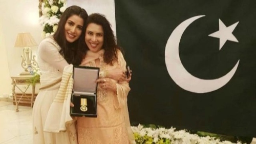 Pakistani Celebrities with Civil Awards